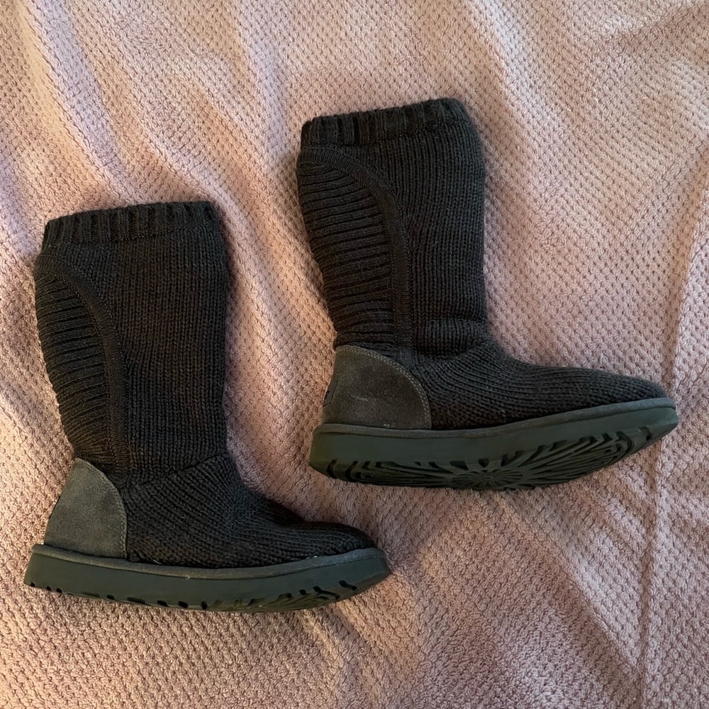 UGG brown sweater style